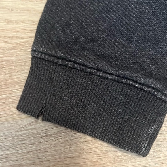 Cat &Jack Out of This World Dinosaur Sweatshirt (12/14) - Picture 4 of 4